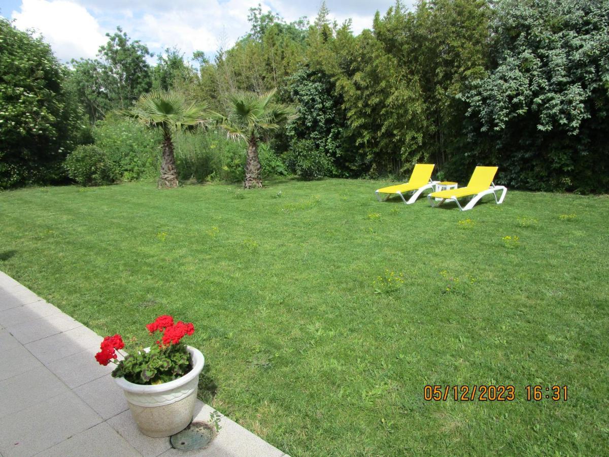 Bed and Breakfast Locatlantique Aytré Exterior foto